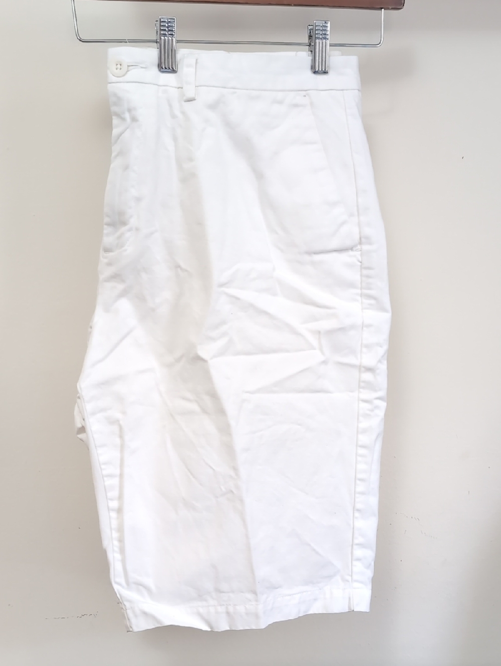 Men's Calvin Klein White Shorts, Size 38